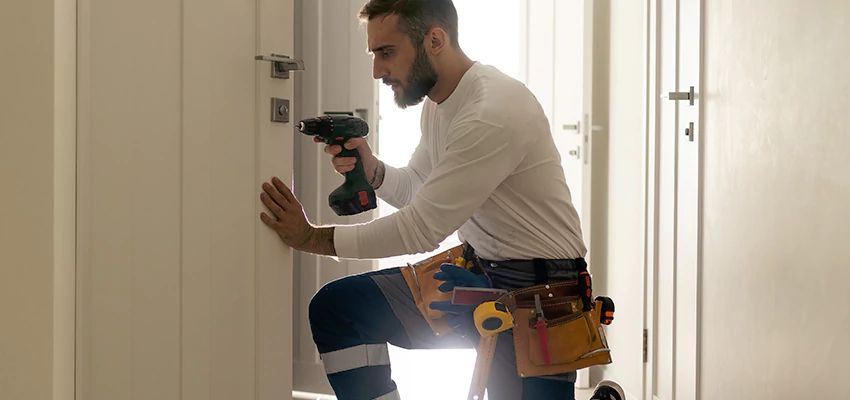 Mailbox Lock Installation Expert in Corning, California